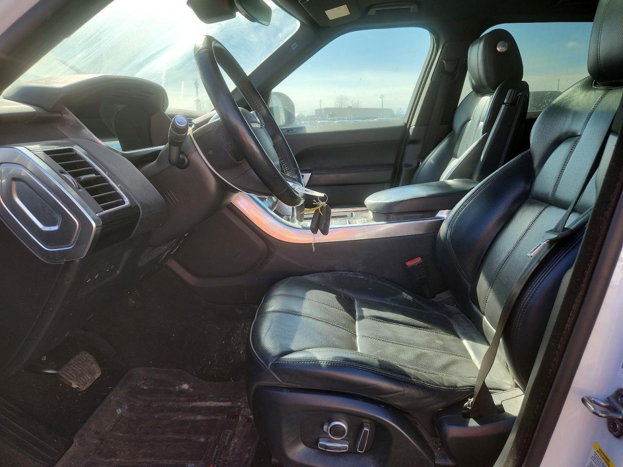 2017 Land Rover Range Rover Sport Hse - Image 7