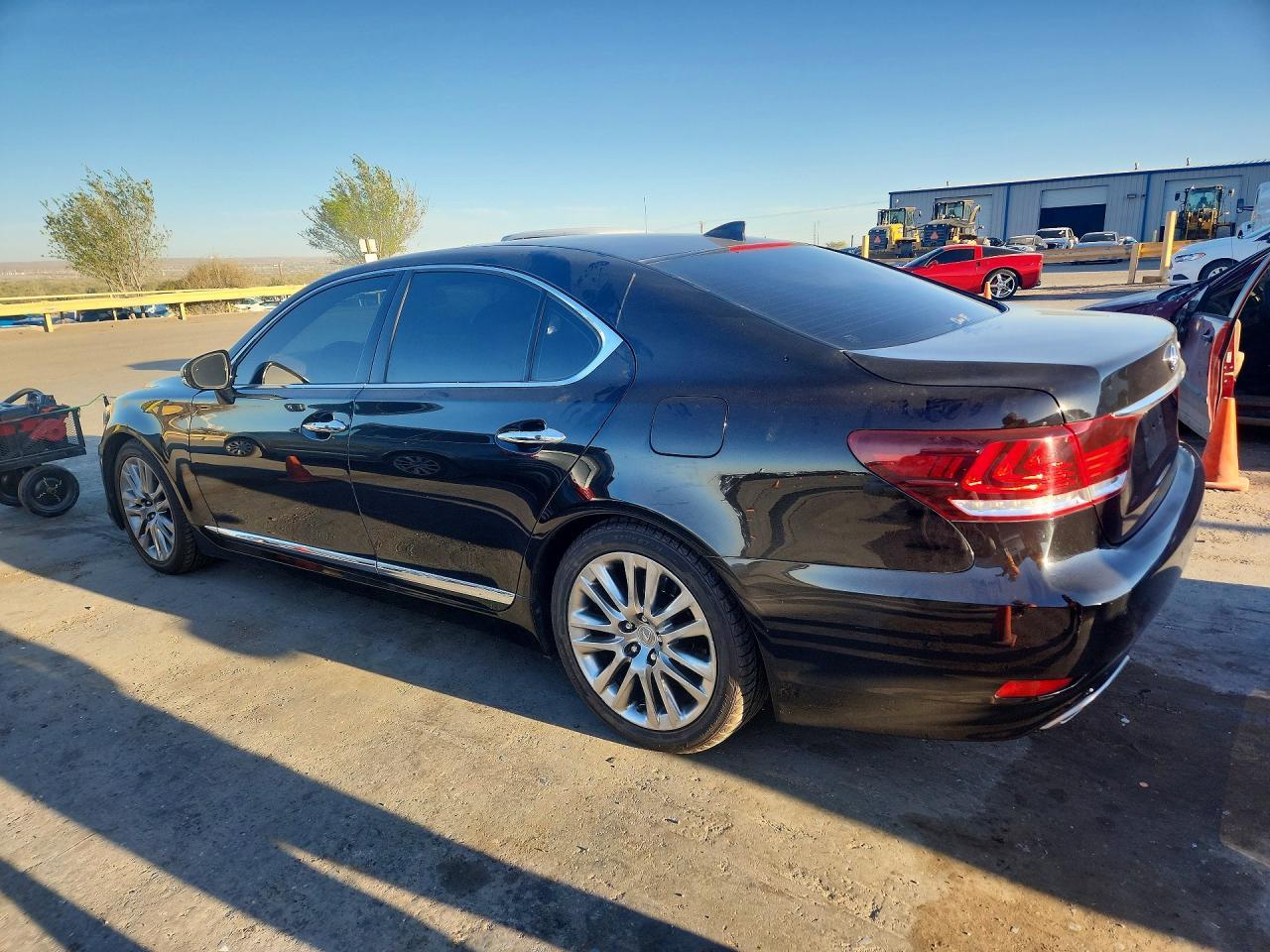 2016 Lexus Ls 460 Base - Фото 2