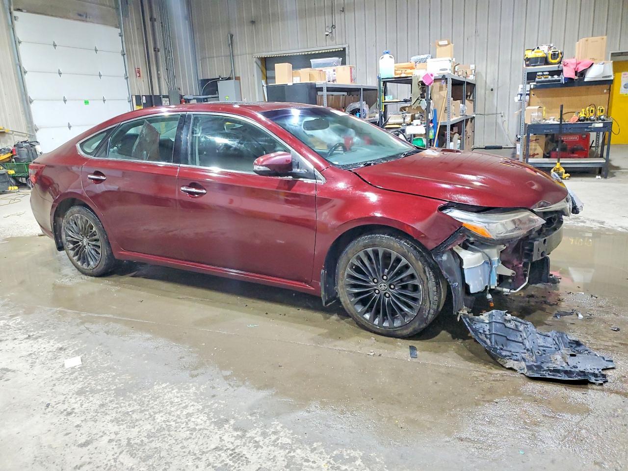 2016 Toyota Avalon Touring - Image 4