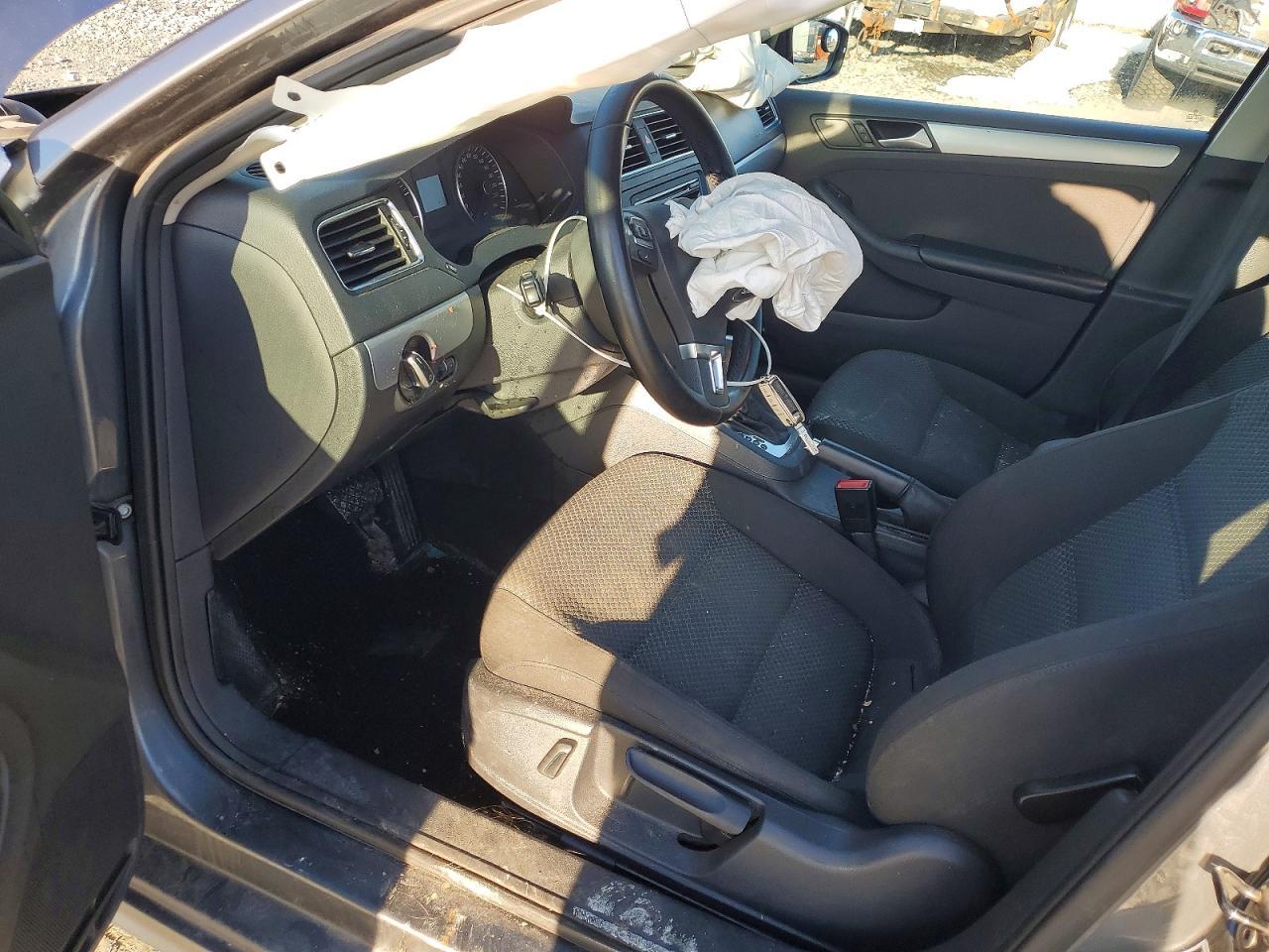 2014 Volkswagen Jetta 1.8 Tsi 4Dr - Image 7