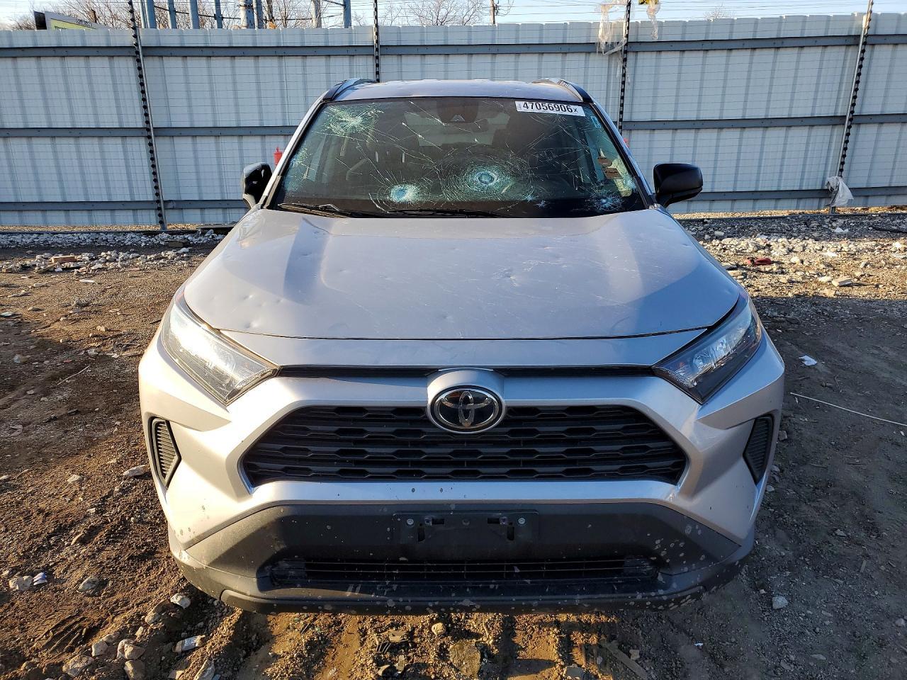 2020 Toyota Rav4 Le - Фото 5