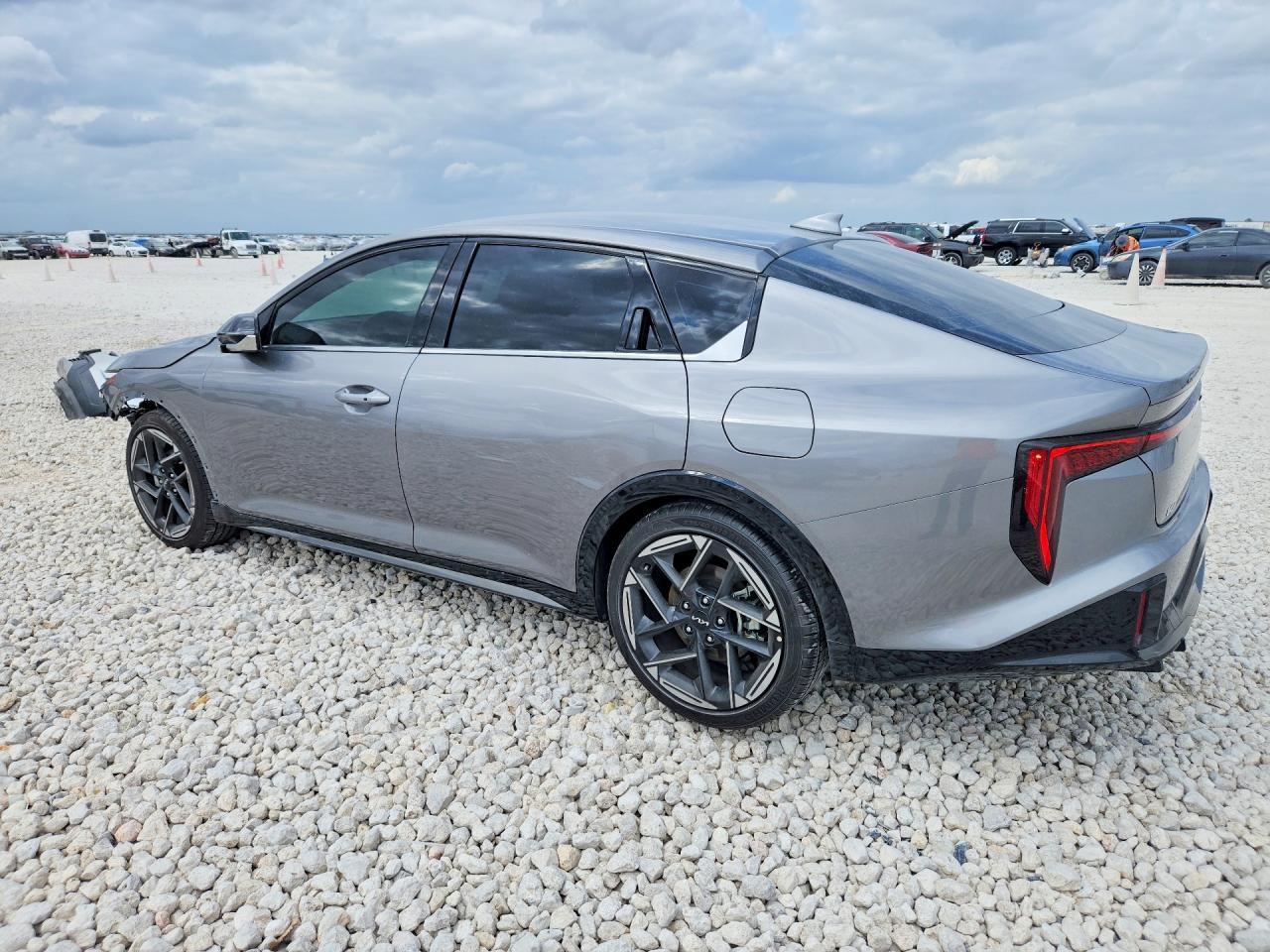 2025 Kia K4 Gt-Line - Фото 2