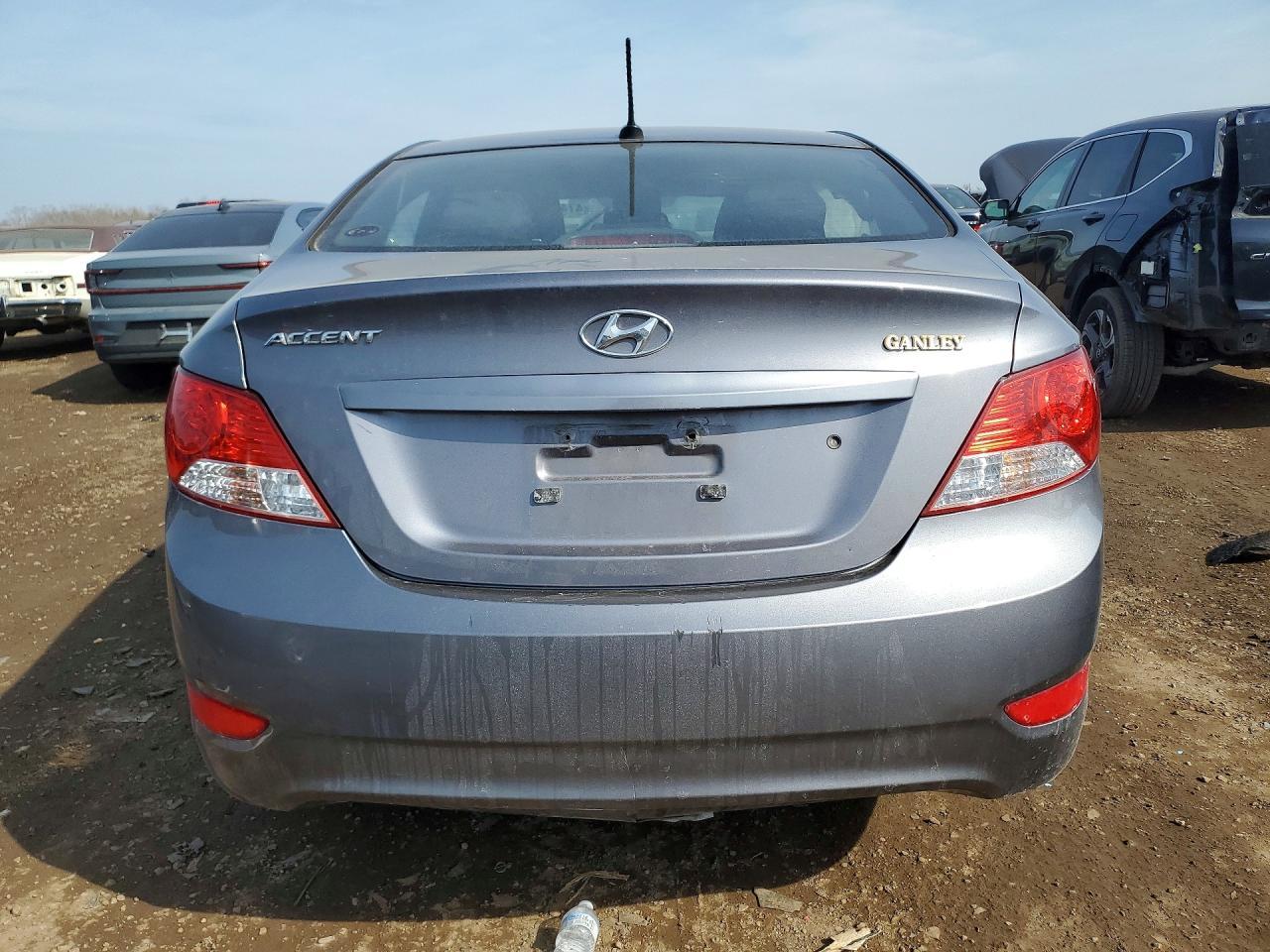 2014 Hyundai Accent Gls - Image 6