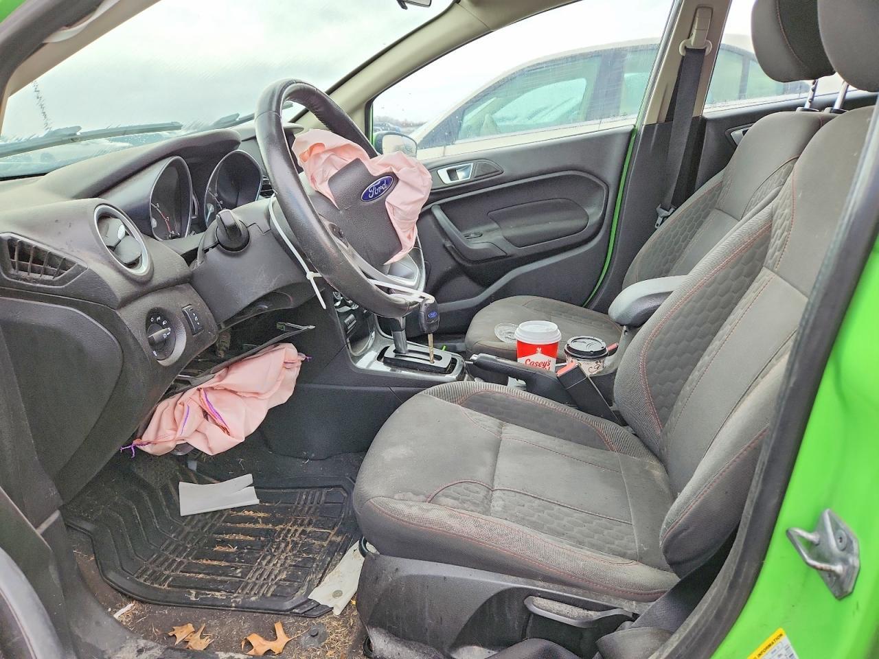 2014 Ford Fiesta Se - Фото 7