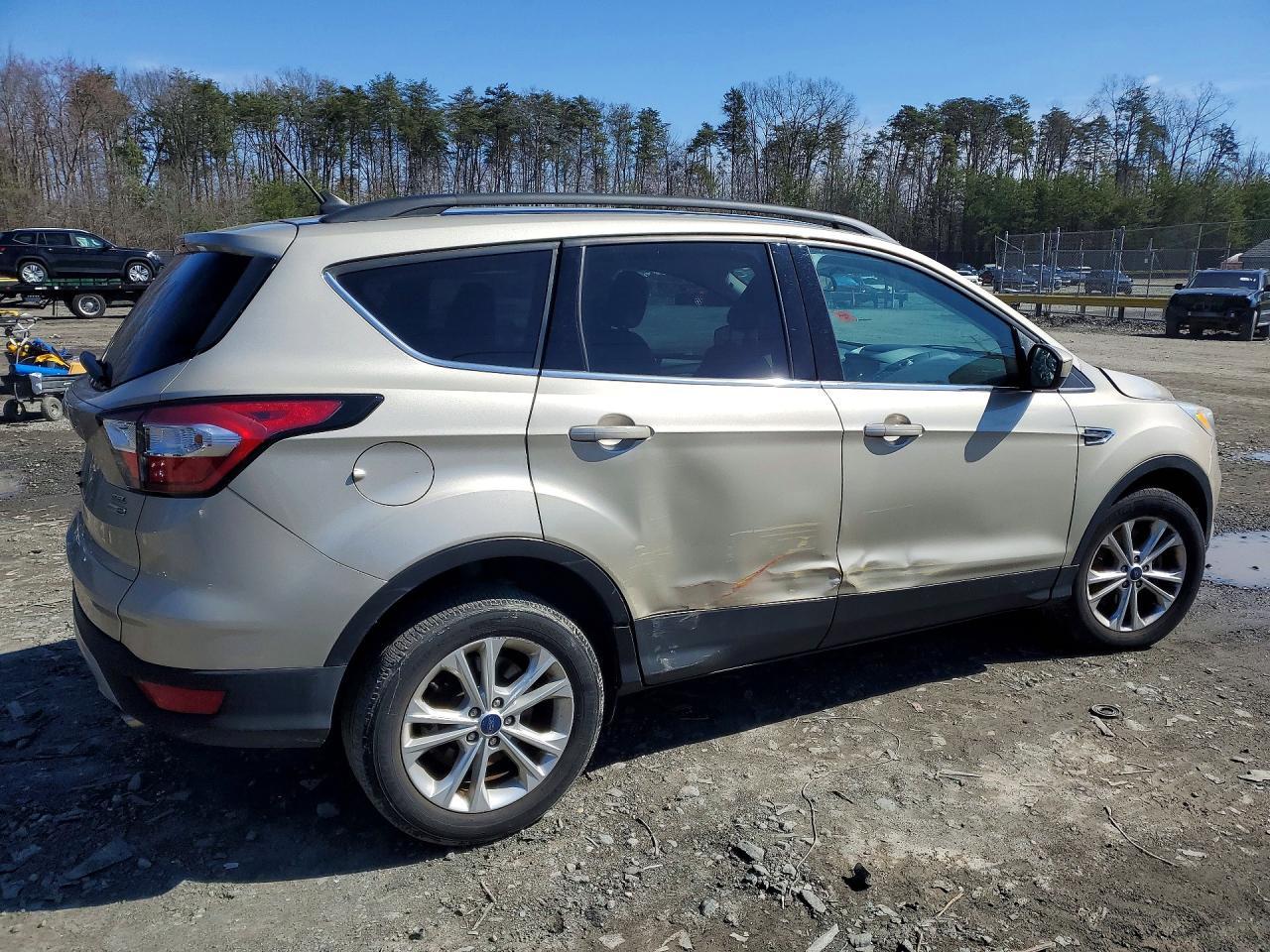2018 Ford Escape Sel - Image 3