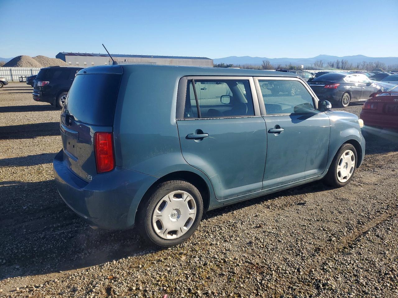2009 Scion Xb Base - Фото 3