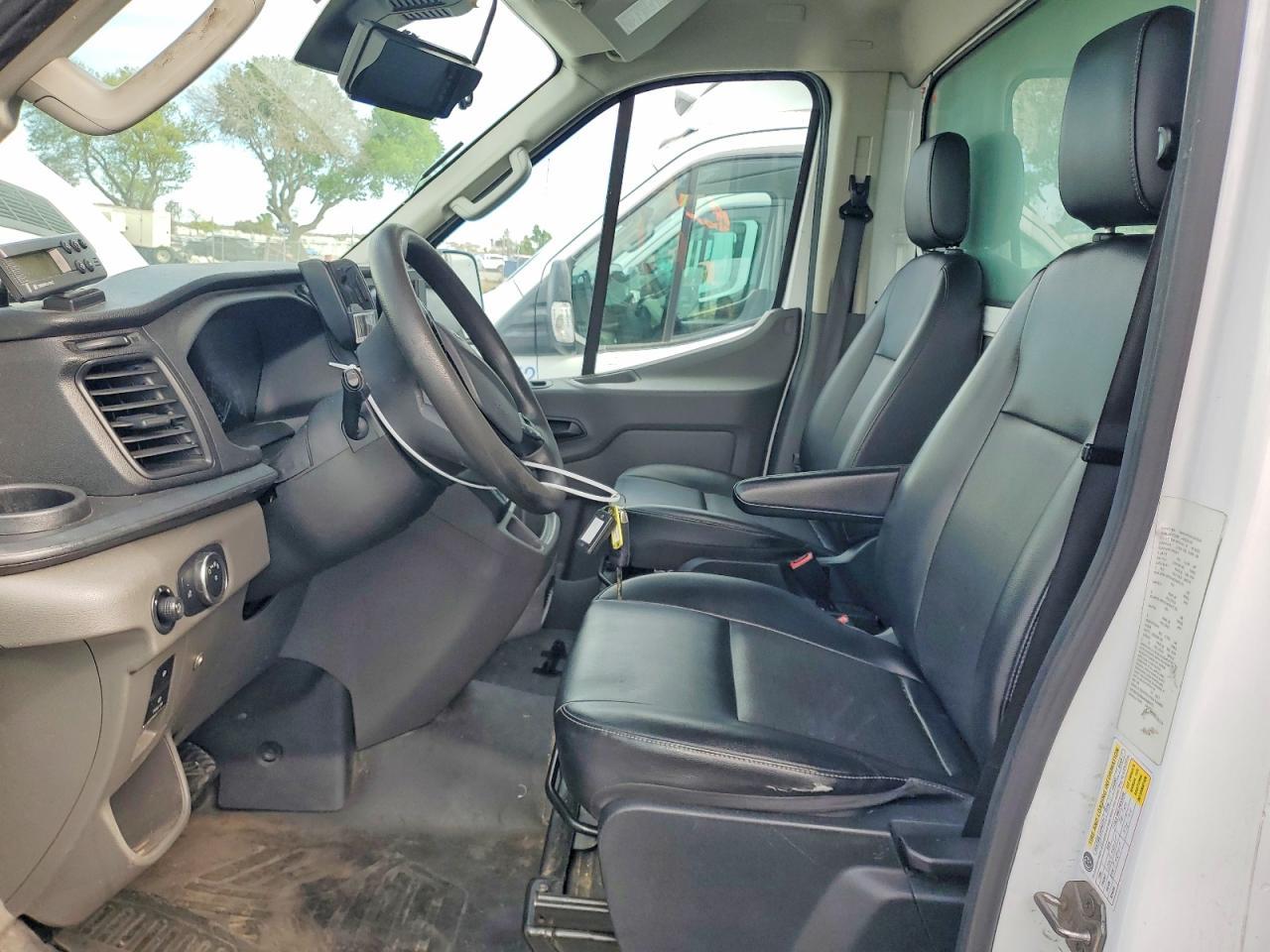 2021 Ford Transit Delivery Truck - Image 7