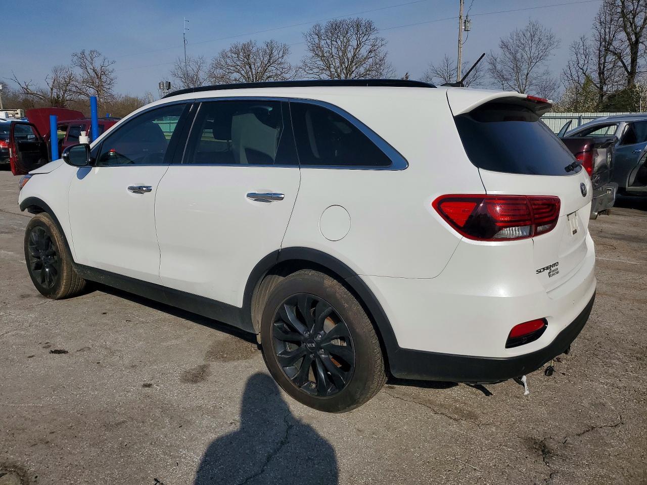 2020 Kia Sorento S V6 - Image 2