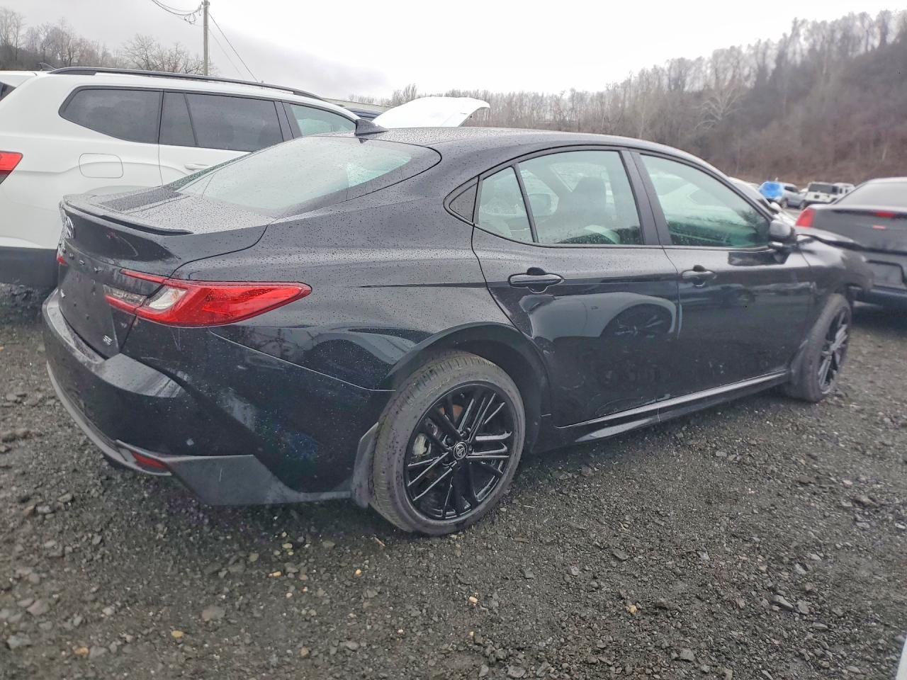 2026 Toyota Camry Se - Image 3