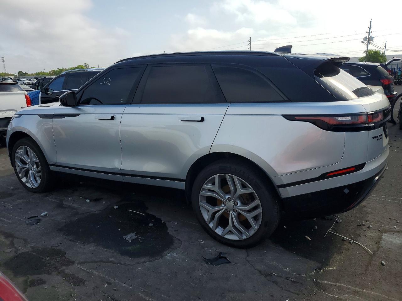 2018 Land Rover Range Rover Velar R-Dynamic Se - Image 2