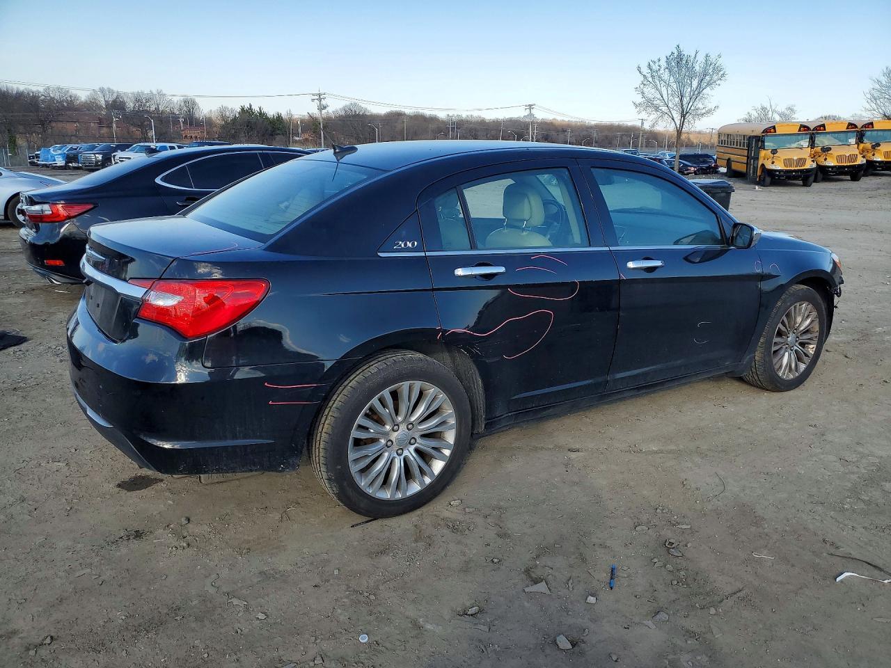 2012 Chrysler 200 Limited - Фото 3