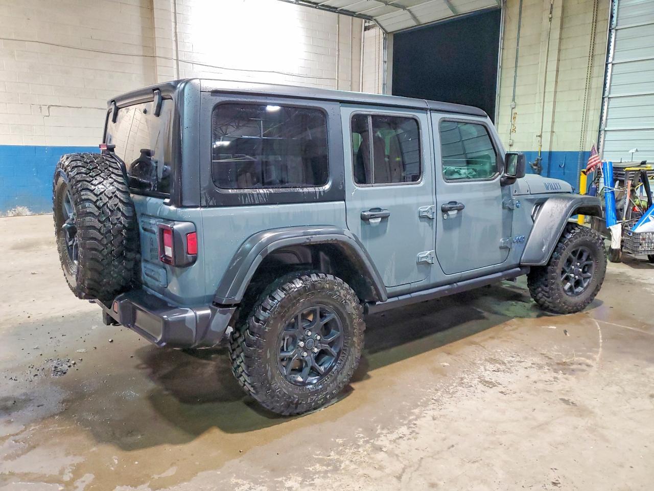 2025 Jeep Wrangler Sport 4Xe - Image 3
