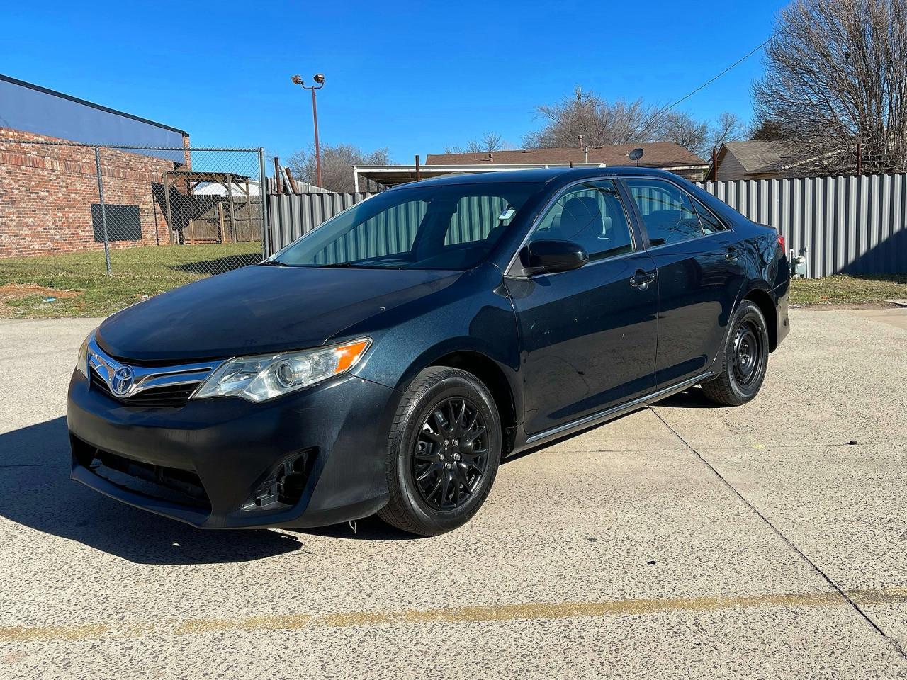 2013 Toyota Camry L - Image 2