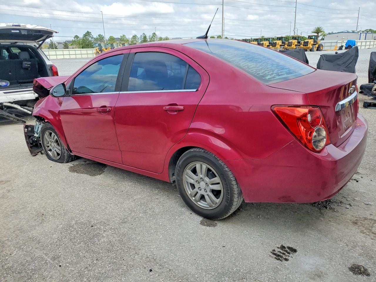 2014 Chevrolet Sonic Lt - Фото 2