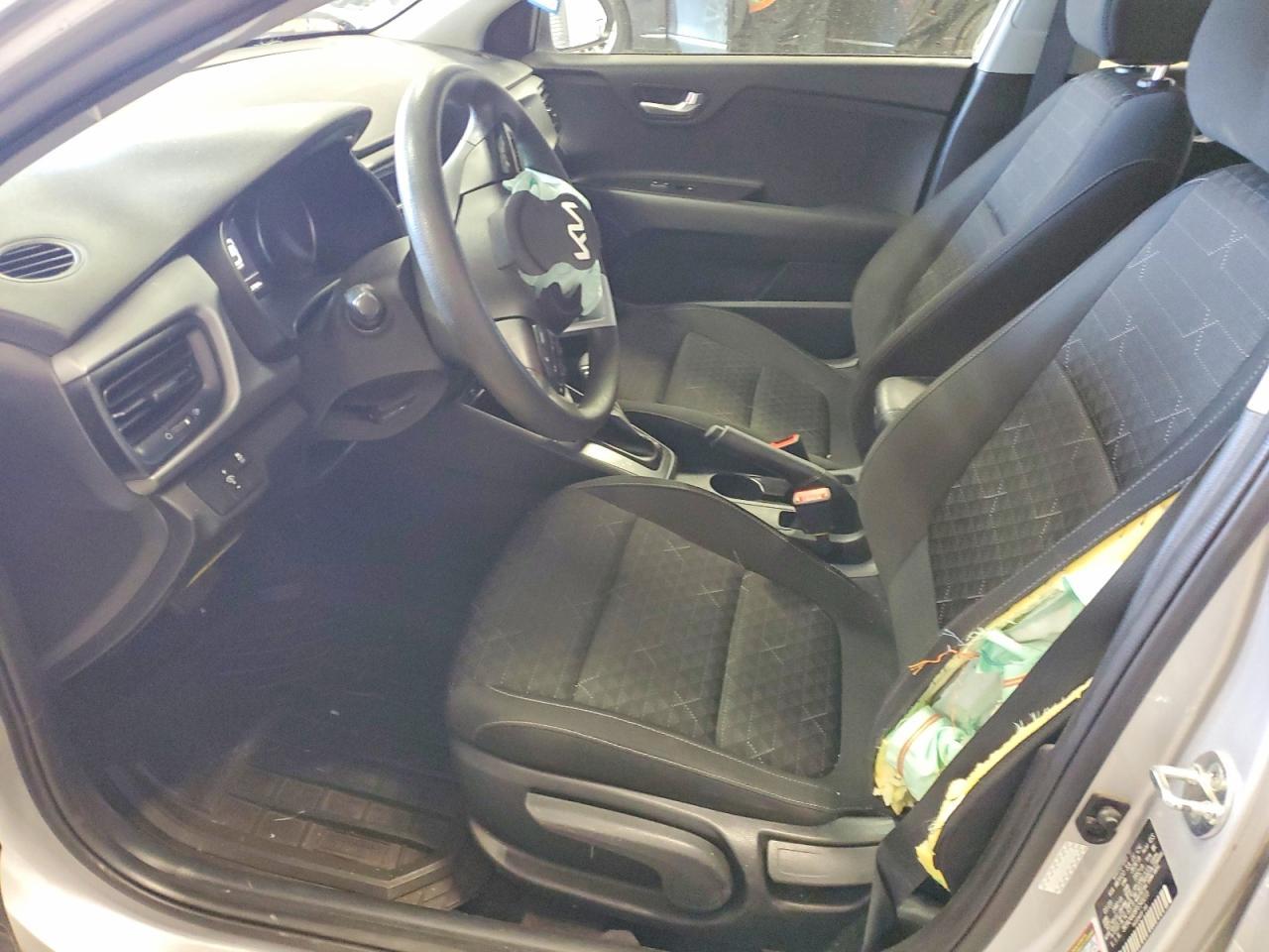 2023 Kia Rio S - Image 7