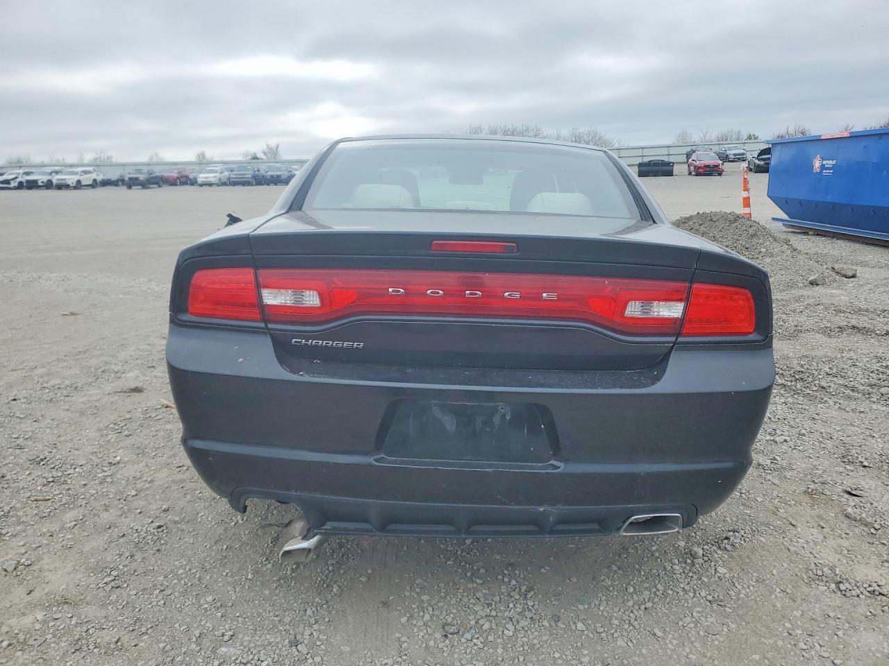 2011 Dodge Charger - Image 6