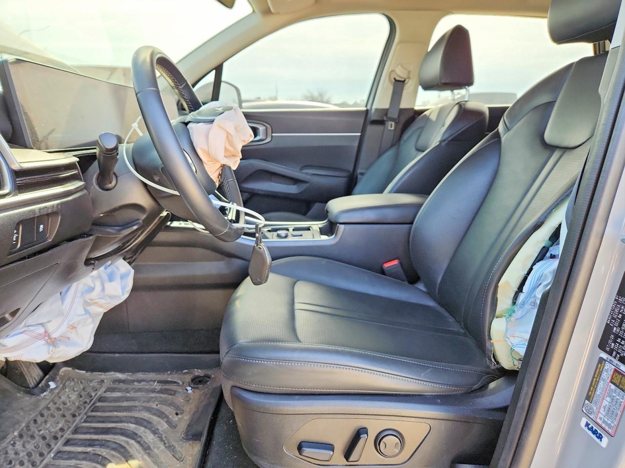 2025 Kia Sorento S - Фото 7