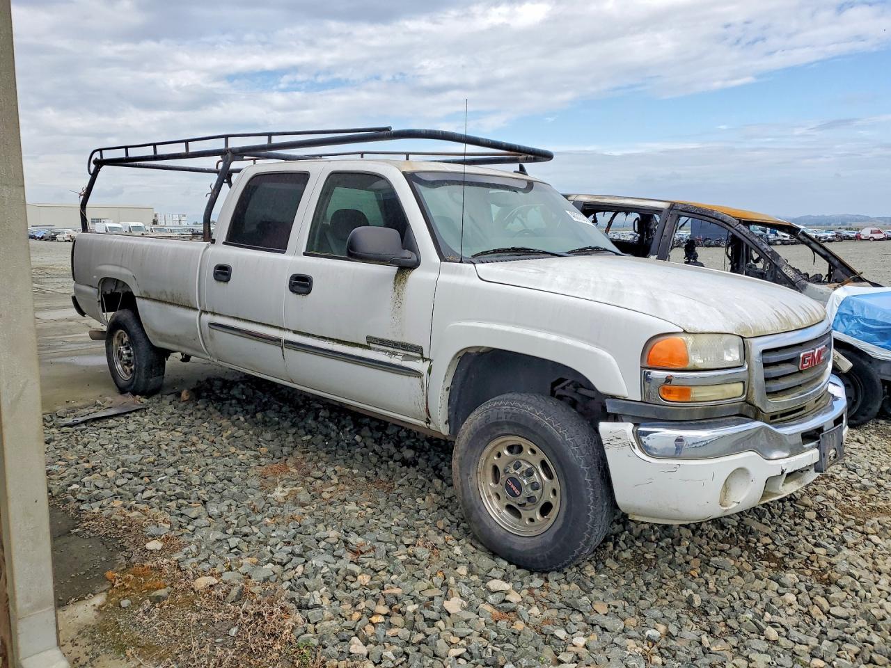 2006 GMC Sierra C2500 Heavy Duty - Фото 4