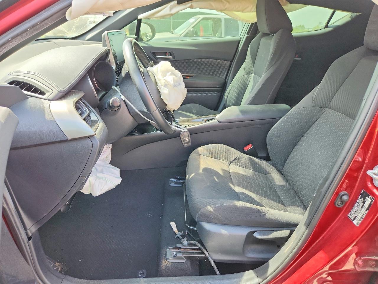 2019 Toyota C-Hr Xle - Image 7