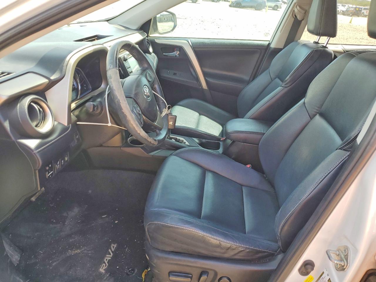 2013 Toyota Rav4 Limited - Image 7