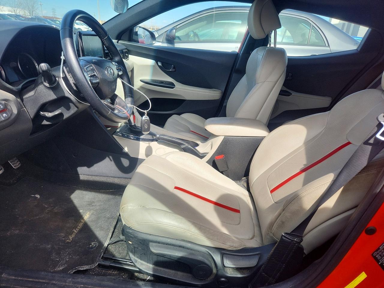 2019 Hyundai Veloster Turbo Ultimate - Фото 7