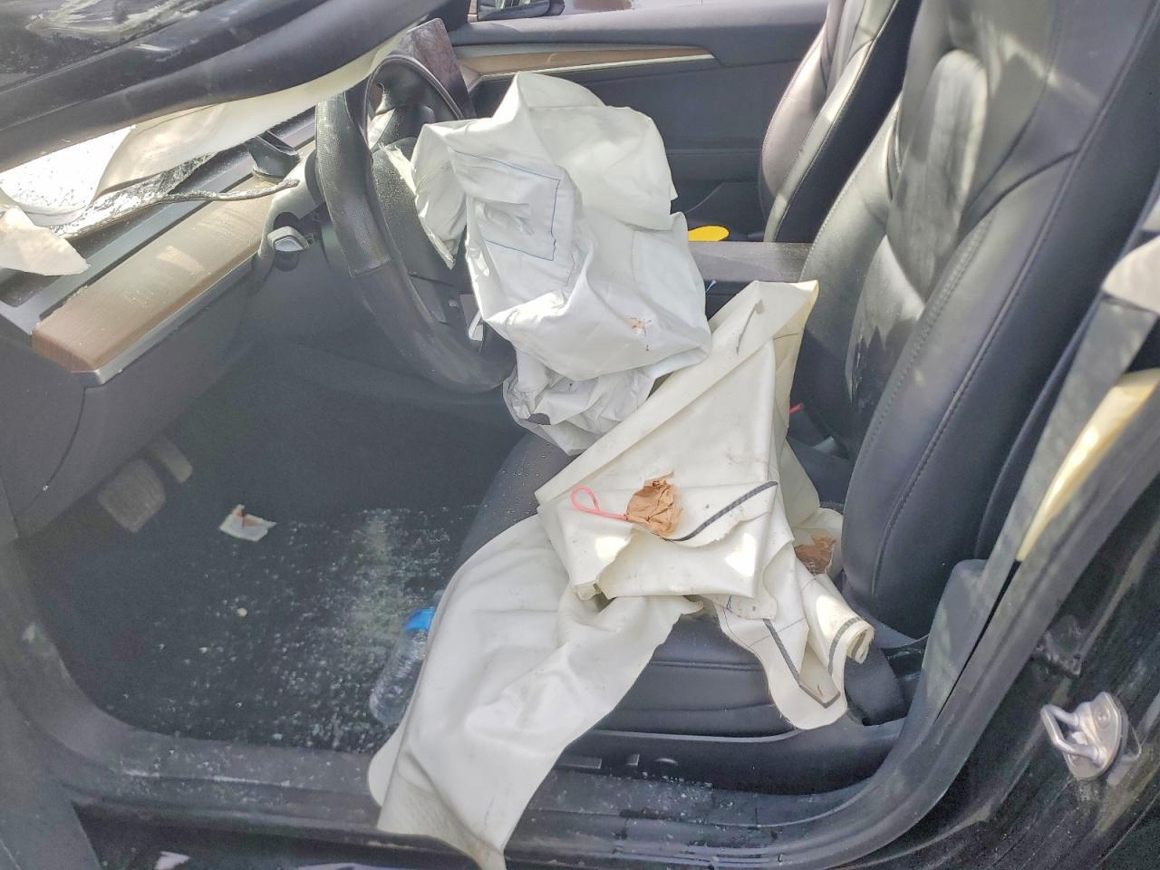 2023 Tesla Model 3 - Фото 7