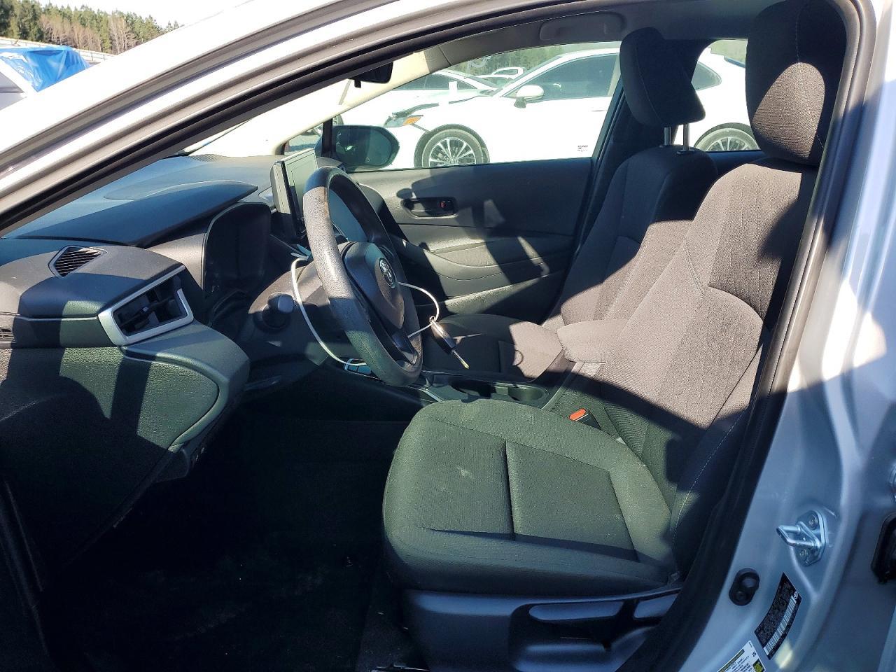 2025 Toyota Corolla Le - Фото 7