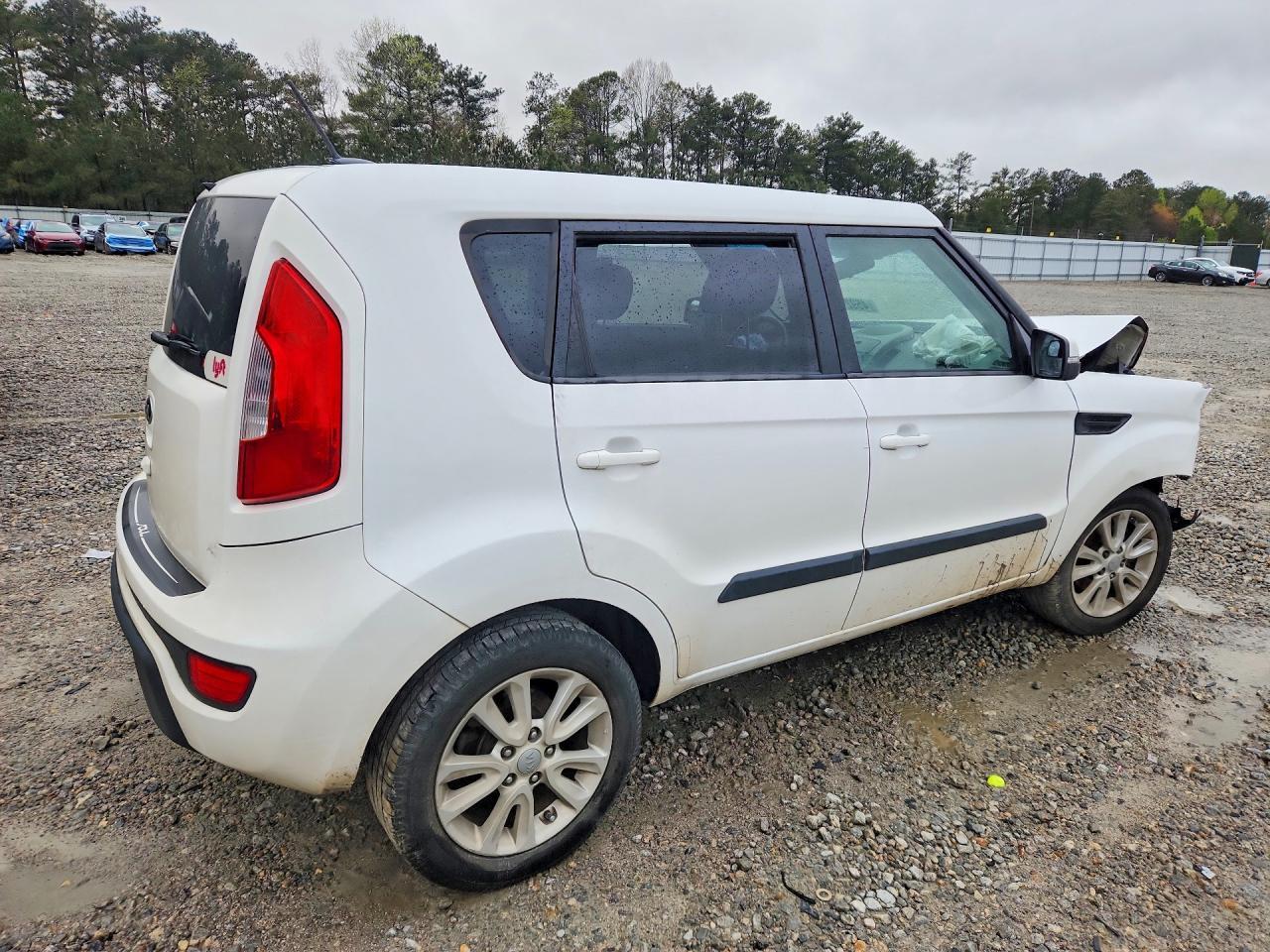 2013 Kia Soul + - Фото 3