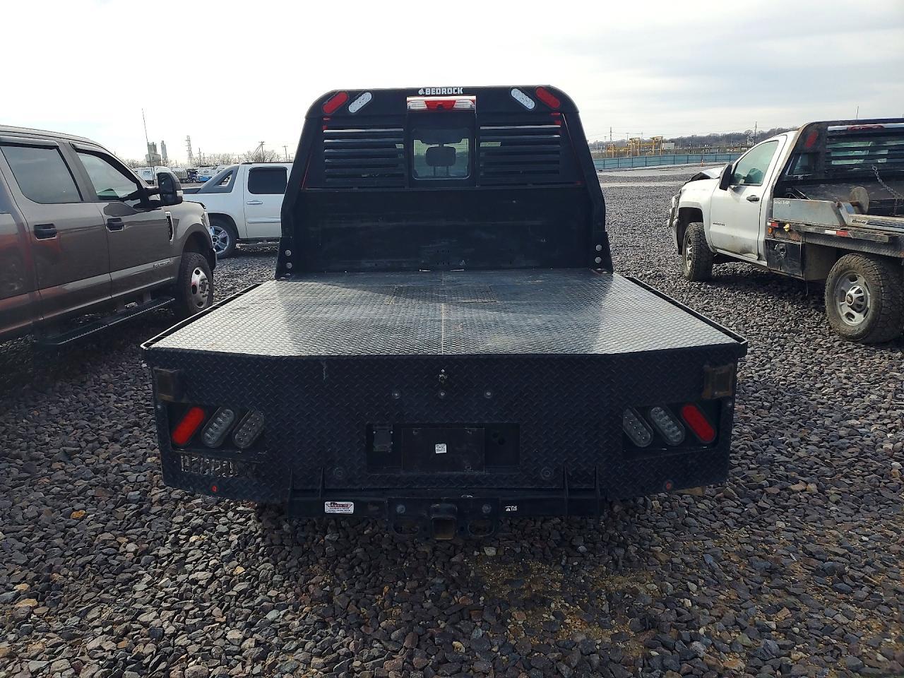 2023 Ford F250 Super Duty Flatbed Truck - Фото 6