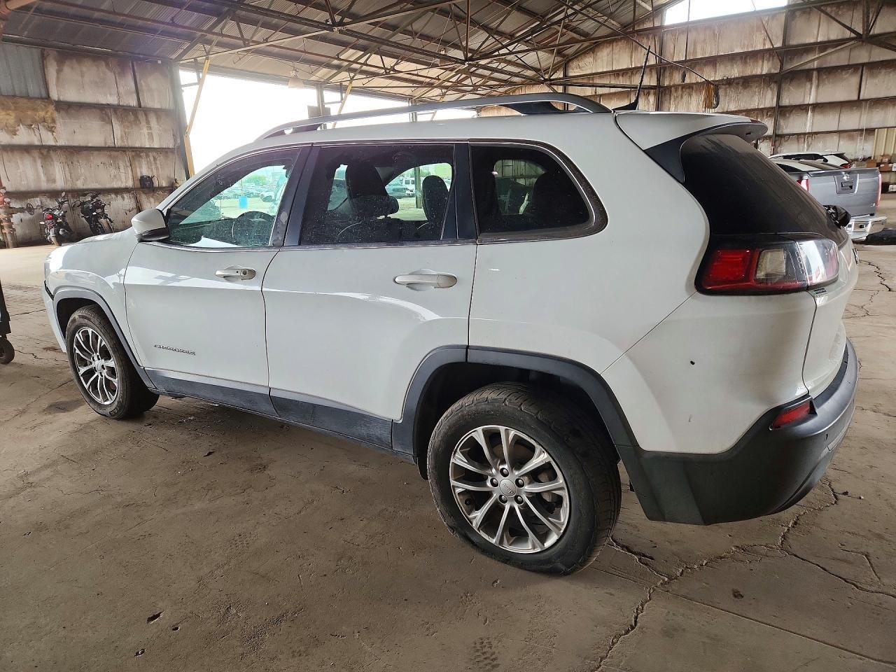 2019 Jeep Cherokee Latitude Plus - Фото 2