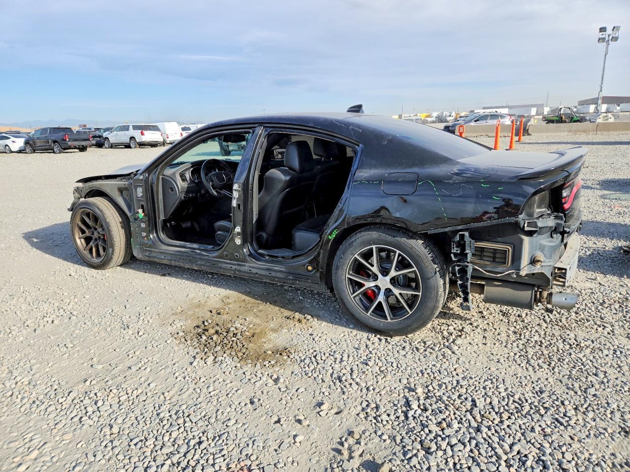 2017 Dodge Charger R - Image 2
