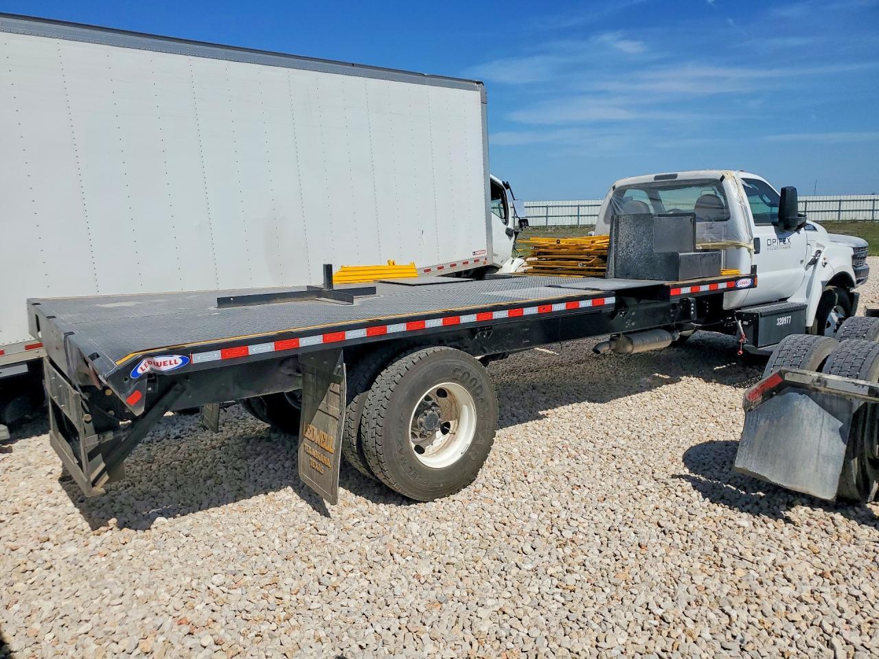 2025 Ford F750 Super Duty Flatbed Truck - Фото 3
