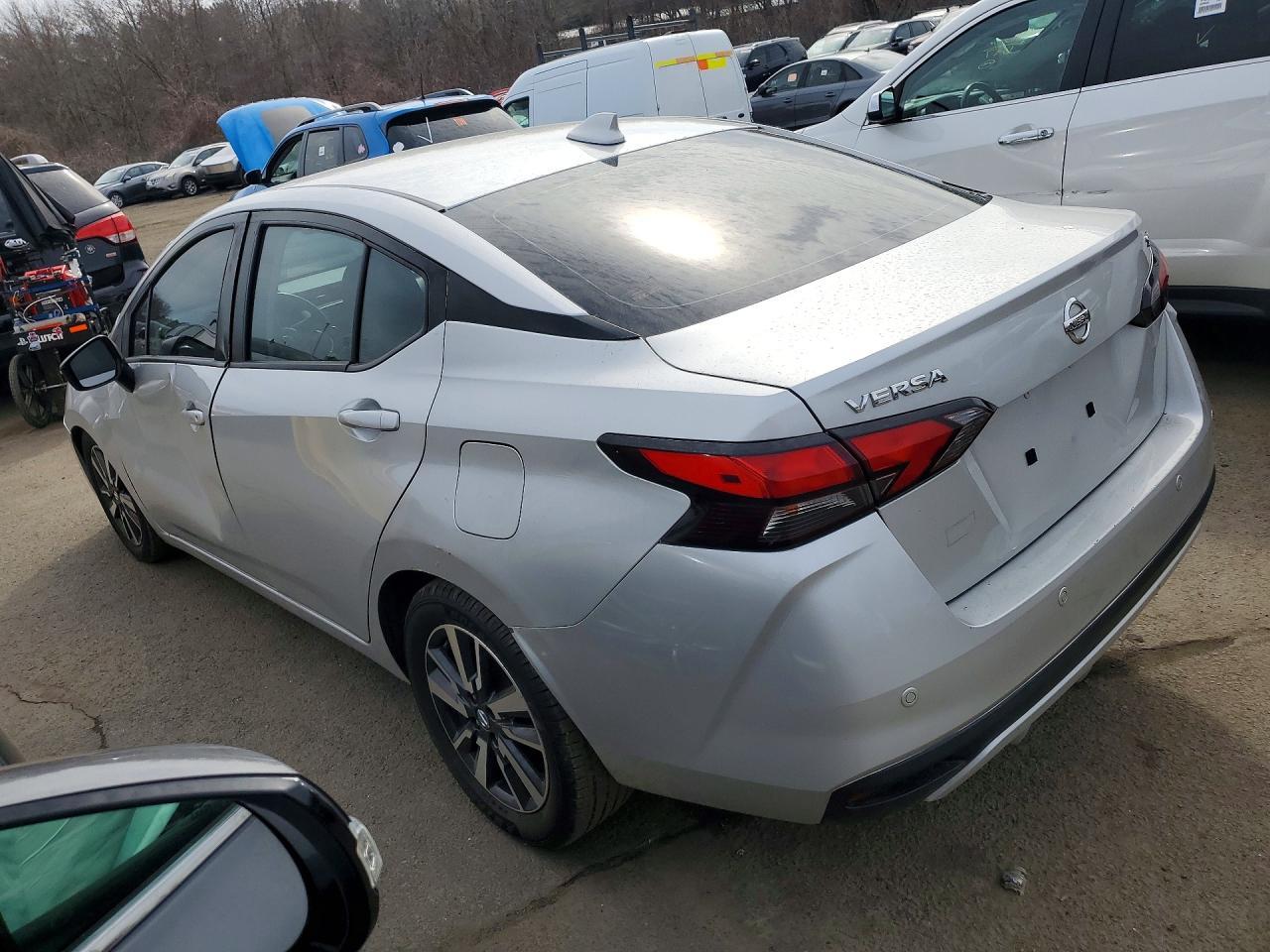 2020 Nissan Versa Sv - Фото 2