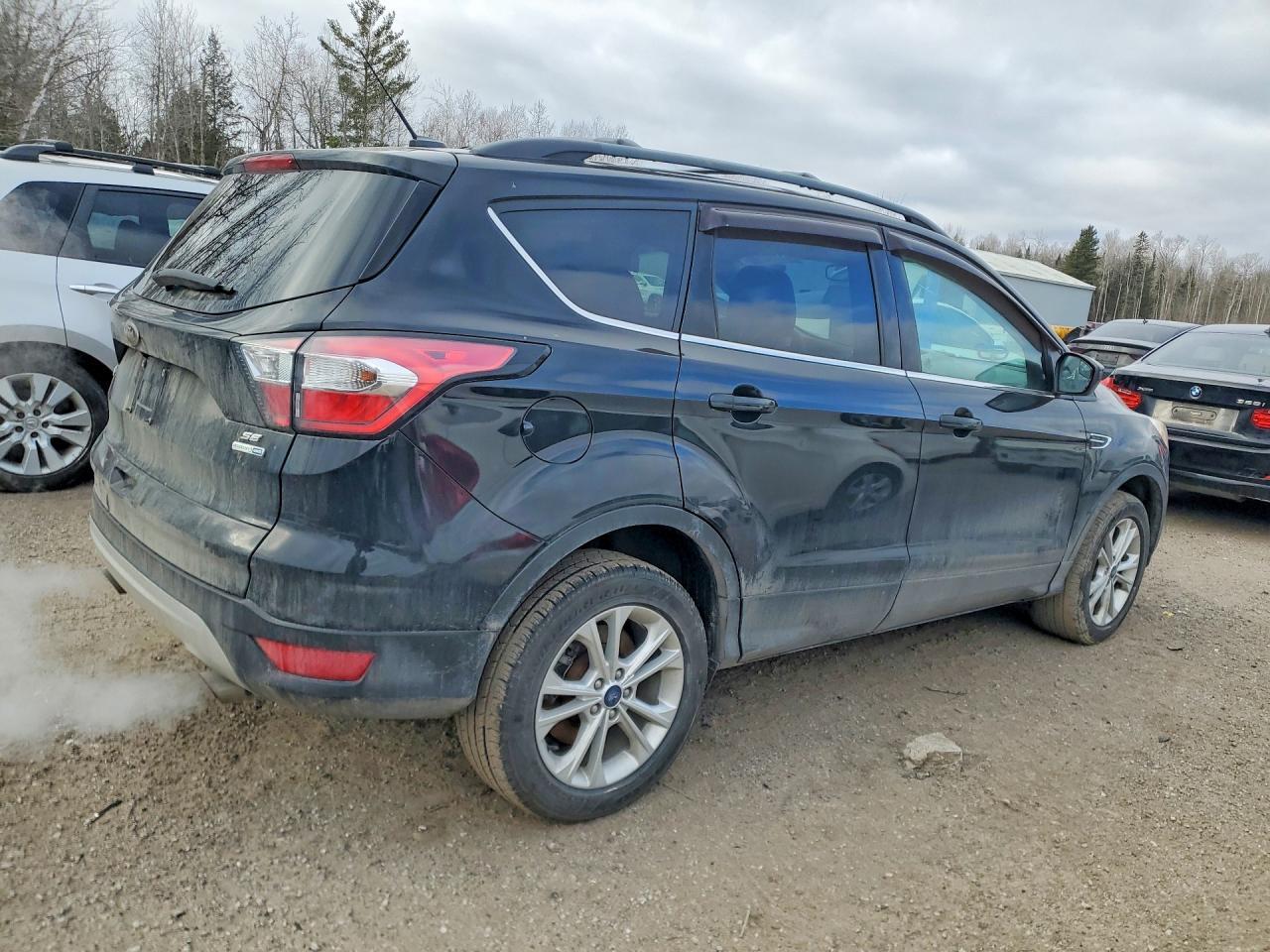 2017 Ford Escape Se - Фото 3