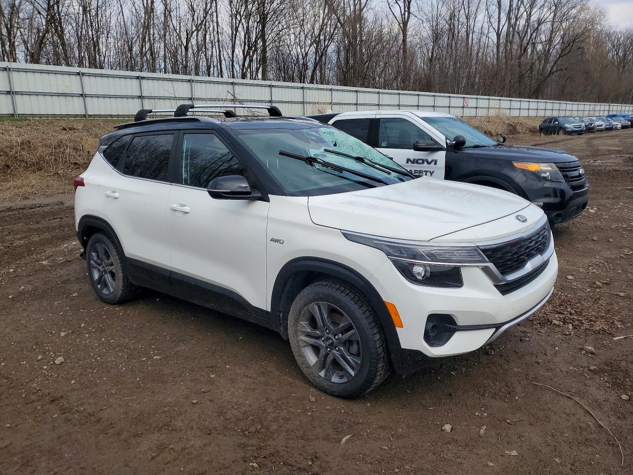 2021 Kia Seltos S - Фото 4