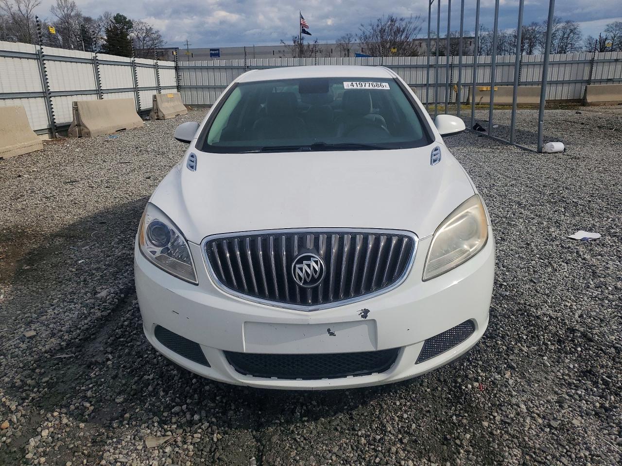 2014 Buick Verano - Image 5