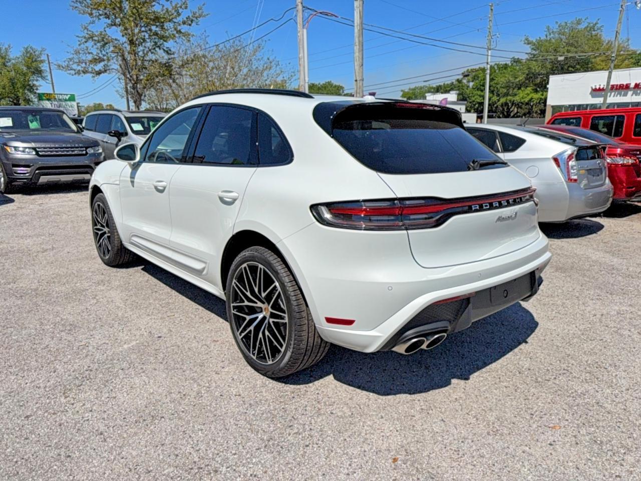 2025 Porsche Macan S - Фото 3