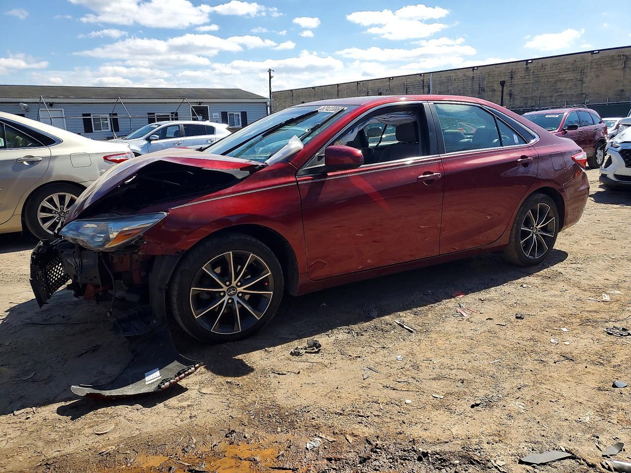 2016 Toyota Camry Xse