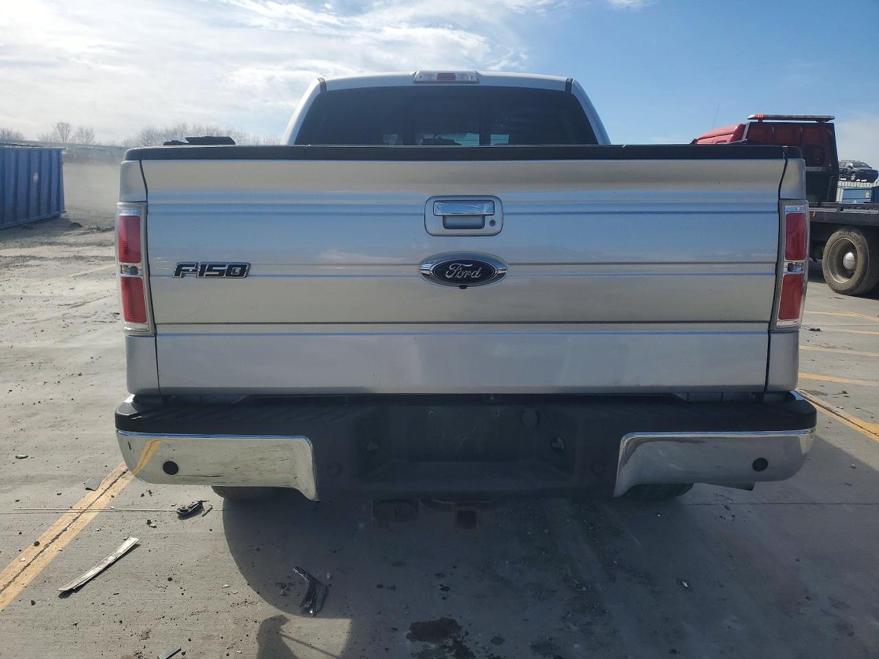 2013 Ford F150 - Фото 6