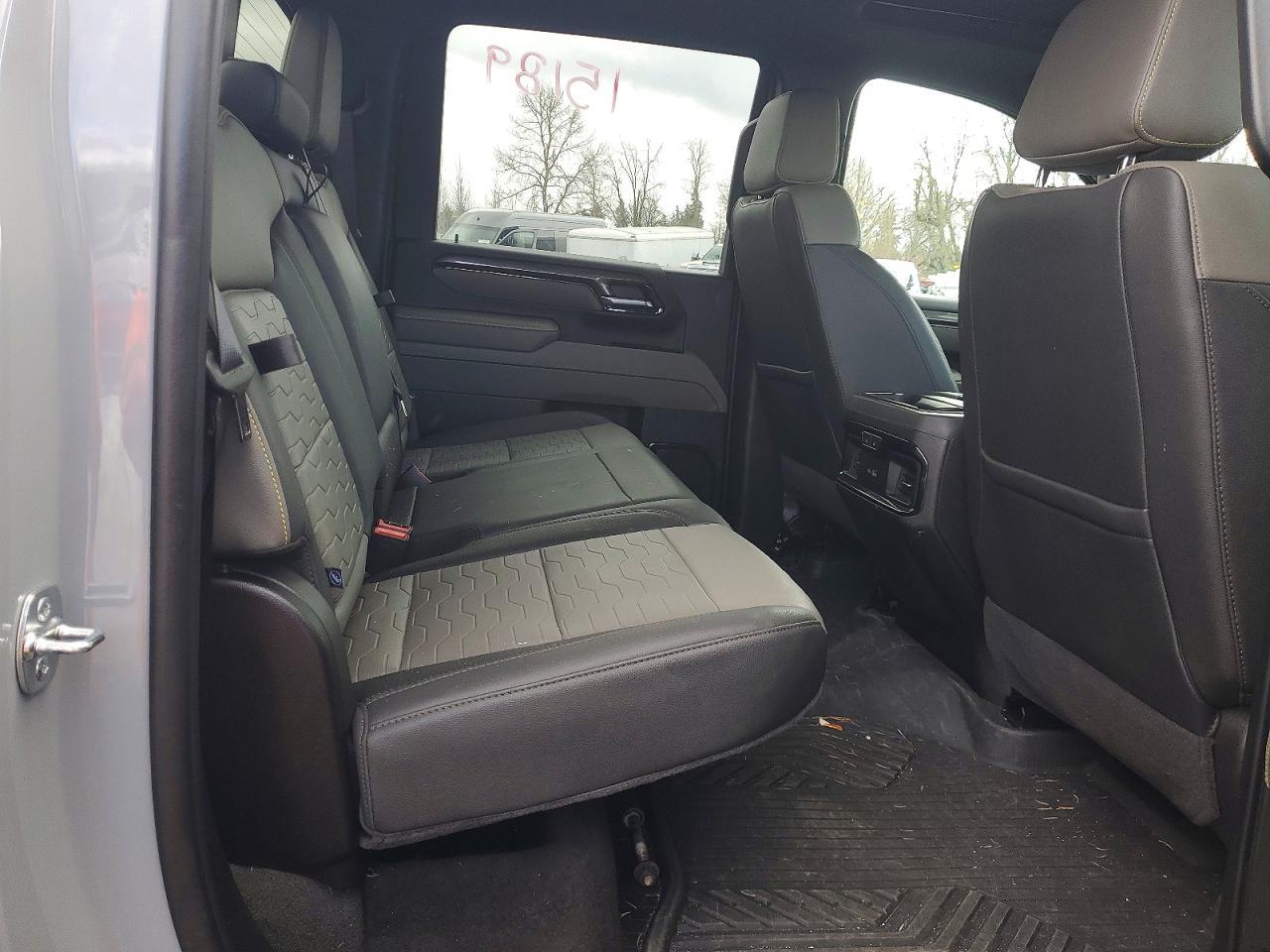 2025 Chevrolet Silverado K2500 Zr2 - Image 6