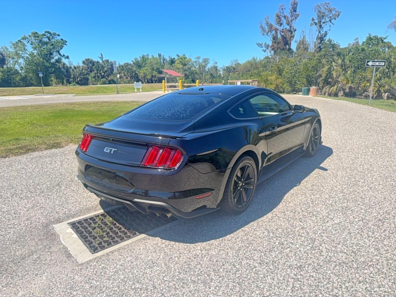 2020 Ford Mustang Gt - Image 4