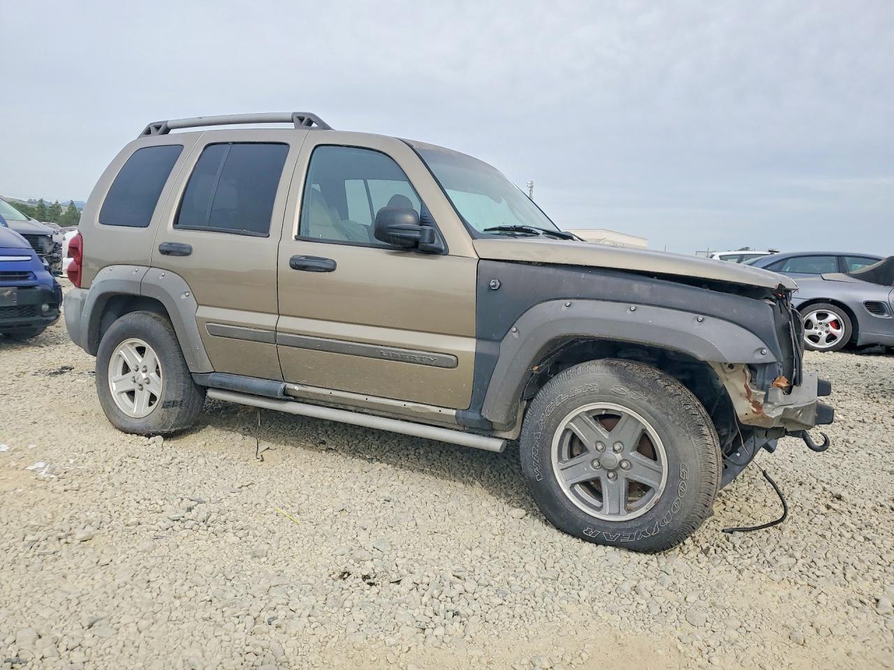 2005 Jeep Liberty Renegade - Фото 4