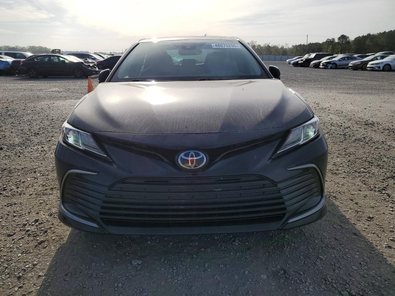 2021 Toyota Camry Le - Image 5