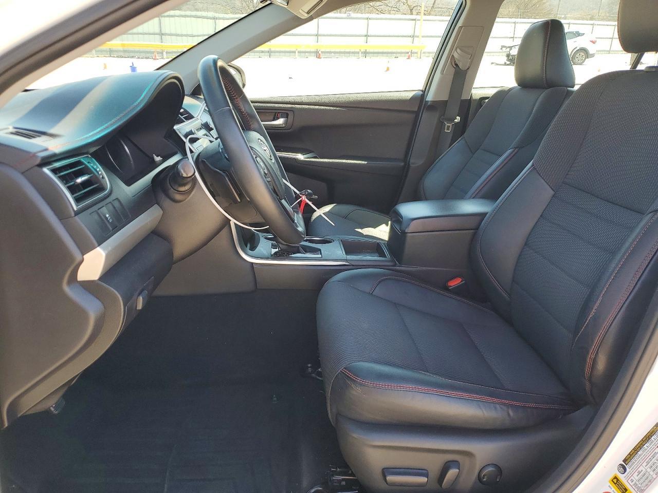 2016 Toyota Camry Se - Фото 7