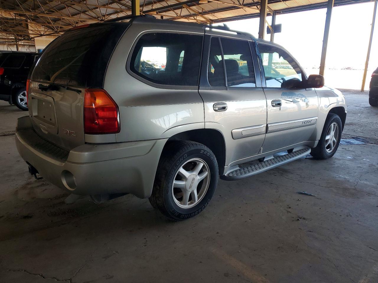2003 GMC Envoy - Фото 3