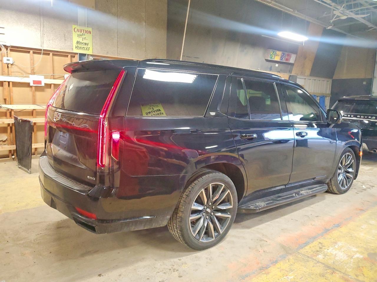 2023 Cadillac Escalade Sport - Фото 3