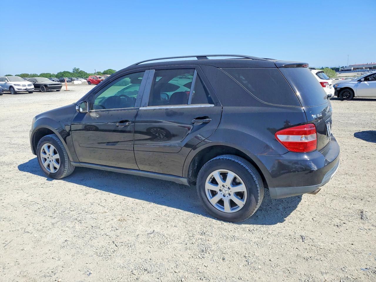 2007 Mercedes-Benz Ml 350 - Image 2
