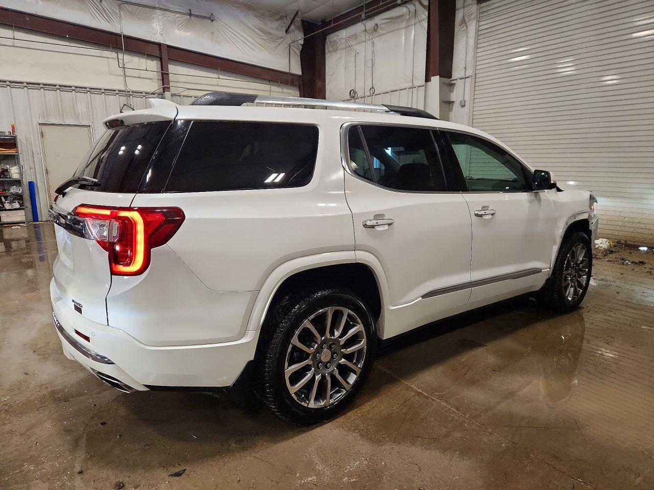 2021 GMC Acadia Denali - Фото 3