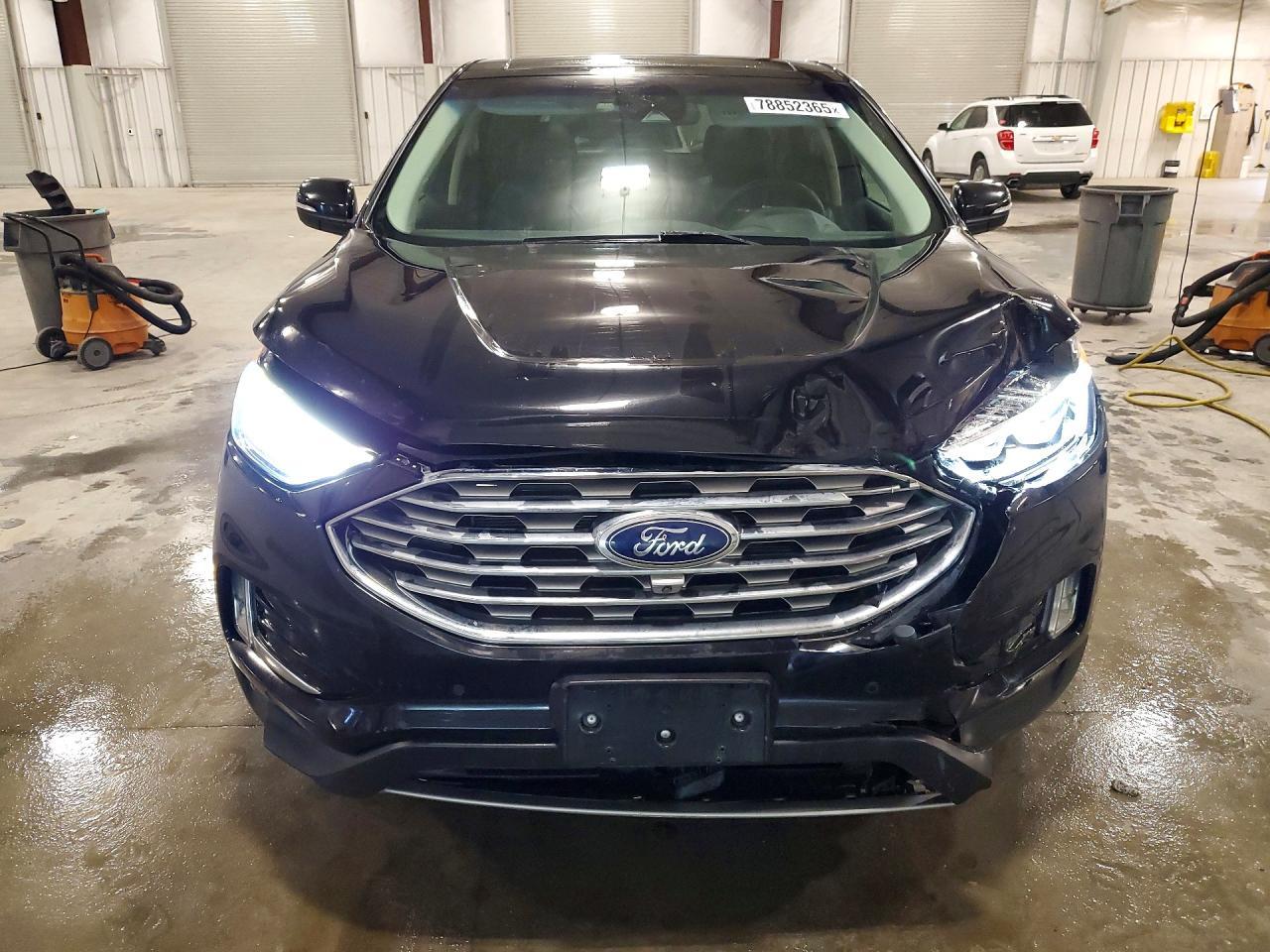 2019 Ford Edge Titanium - Image 5