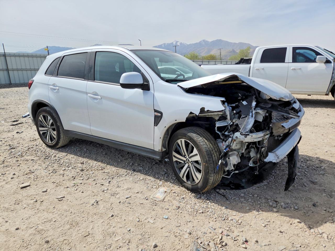 2024 Mitsubishi Outlander Sport S - Image 4